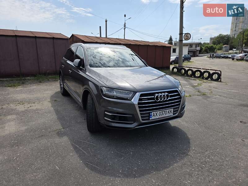 Audi Q7 2018
