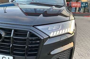 Внедорожник / Кроссовер Audi Q7 2023 в 