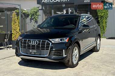 Внедорожник / Кроссовер Audi Q7 2019 в Киеве
