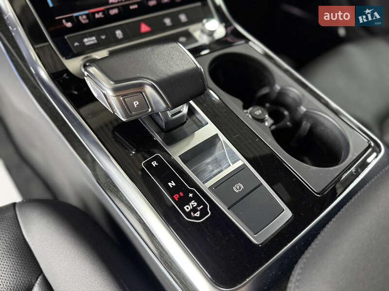 Позашляховик / Кросовер Audi Q7 2021 в Одесі фото 31 Позашляховик / Кросовер Audi Q7 2021 в Одесі