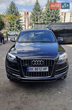 Позашляховик / Кросовер Audi Q7 2014 в 