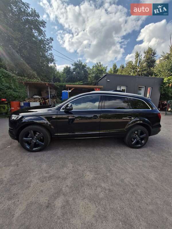 Внедорожник / Кроссовер Audi Q7 2014 в Ровно