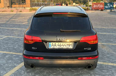 Внедорожник / Кроссовер Audi Q7 2008 в 
