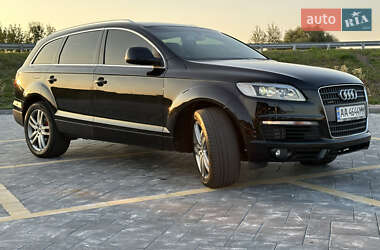 Внедорожник / Кроссовер Audi Q7 2008 в 