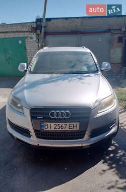 Внедорожник / Кроссовер Audi Q7 2006 в Полтаве