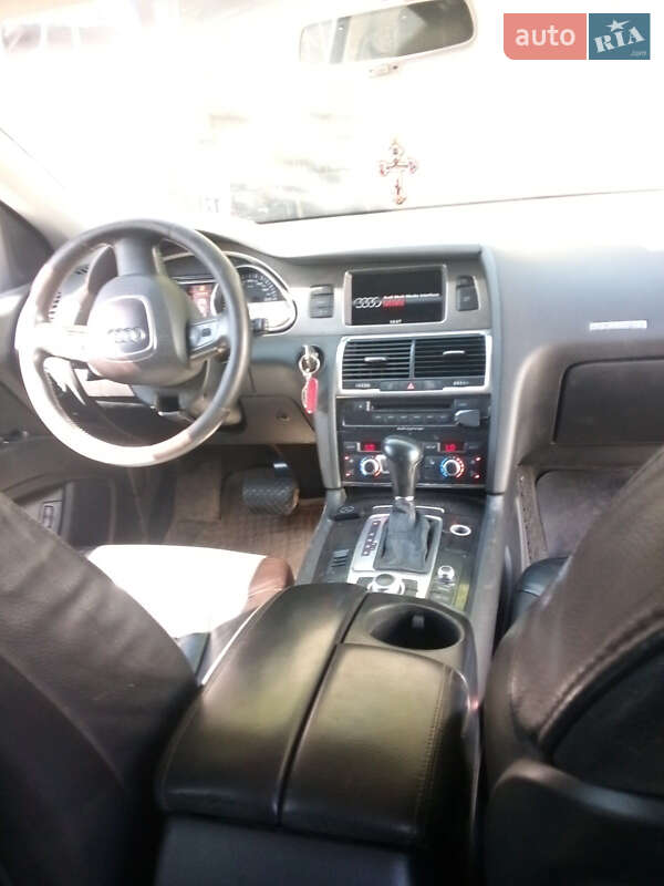 Позашляховик / Кросовер Audi Q7 2006 в Полтаві фото 7 Позашляховик / Кросовер Audi Q7 2006 в Полтаві