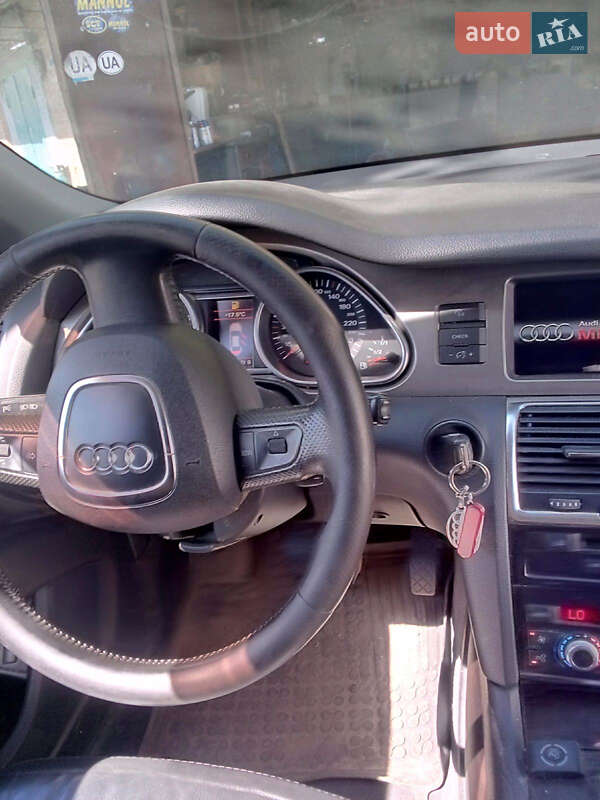 Позашляховик / Кросовер Audi Q7 2006 в Полтаві фото 8 Позашляховик / Кросовер Audi Q7 2006 в Полтаві