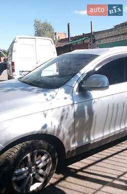 Позашляховик / Кросовер Audi Q7 2006 в 
