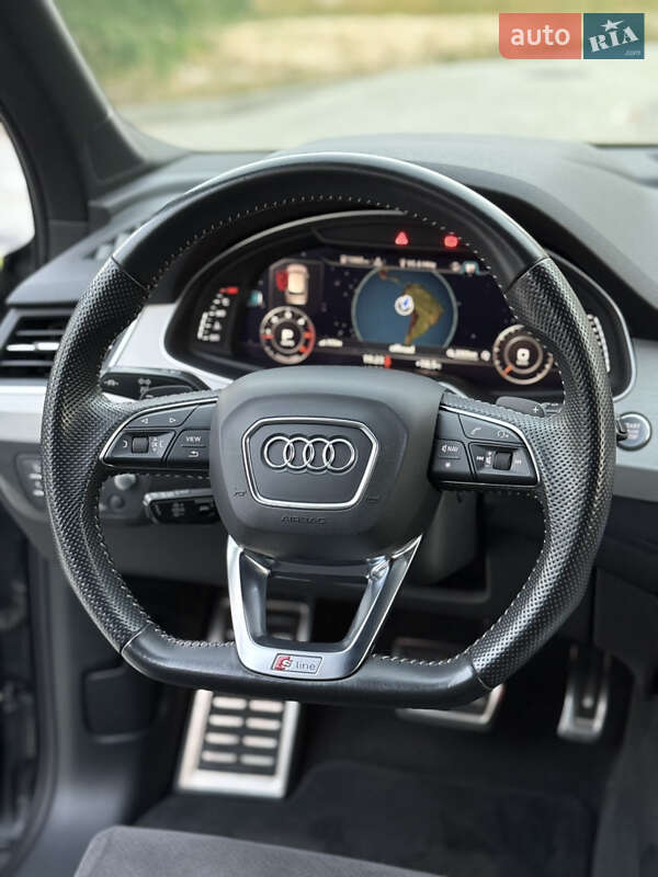 Позашляховик / Кросовер Audi Q7 2018 в Києві