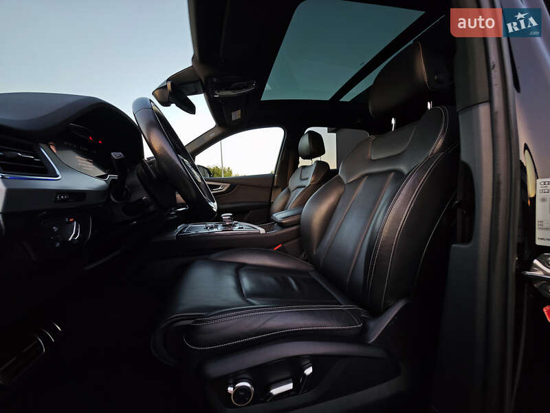 Позашляховик / Кросовер Audi Q7 2018 в Дубні фото 40 Позашляховик / Кросовер Audi Q7 2018 в Дубні