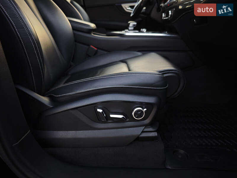 Позашляховик / Кросовер Audi Q7 2018 в Дубні фото 75 Позашляховик / Кросовер Audi Q7 2018 в Дубні