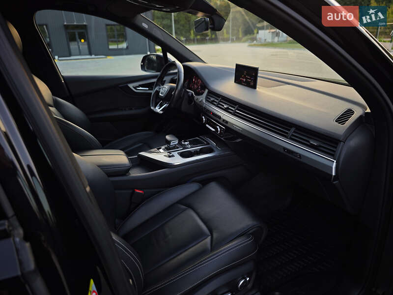Позашляховик / Кросовер Audi Q7 2018 в Дубні фото 81 Позашляховик / Кросовер Audi Q7 2018 в Дубні