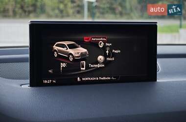 Позашляховик / Кросовер Audi Q7 2018 в 