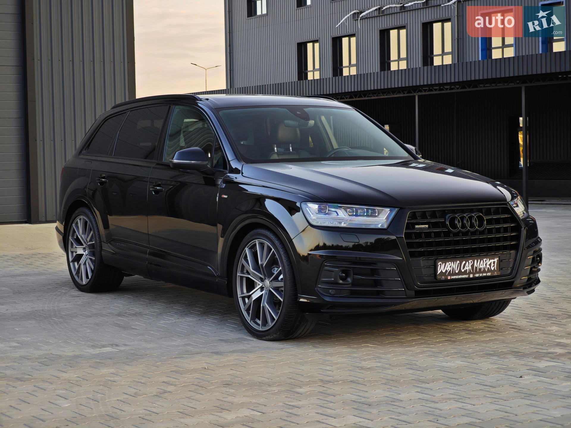 2018 Audi Q7 - мініатюра 2