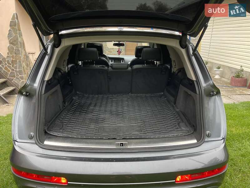Позашляховик / Кросовер Audi Q7 2009 в Львові