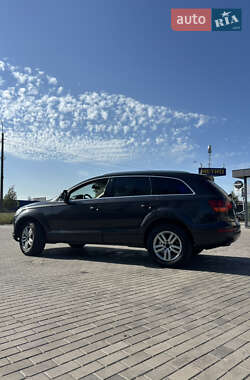 Внедорожник / Кроссовер Audi Q7 2007 в 