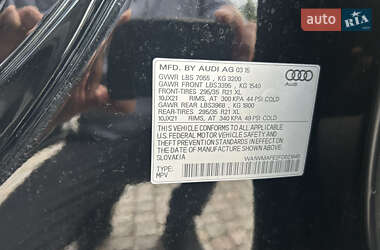 Внедорожник / Кроссовер Audi Q7 2015 в 