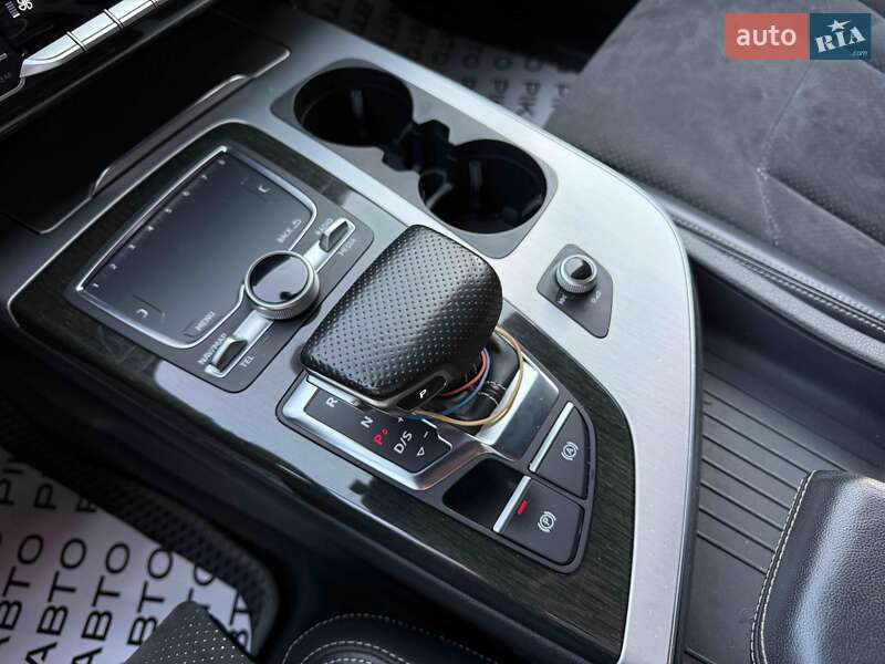 Внедорожник / Кроссовер Audi Q7 2016 в Львове