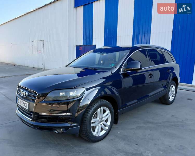 Внедорожник / Кроссовер Audi Q7 2006 в 