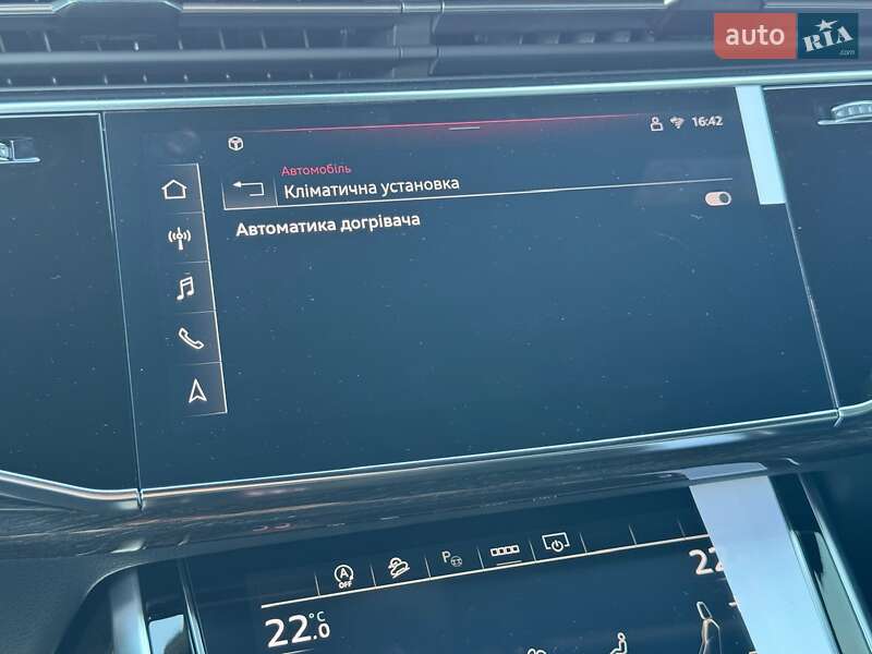 Позашляховик / Кросовер Audi Q7 2024 в Києві
