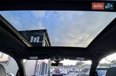Позашляховик / Кросовер Audi Q7 2017 в 