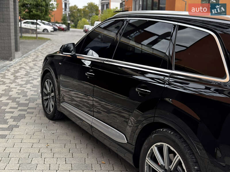 Внедорожник / Кроссовер Audi Q7 2015 в Ивано-Франковске