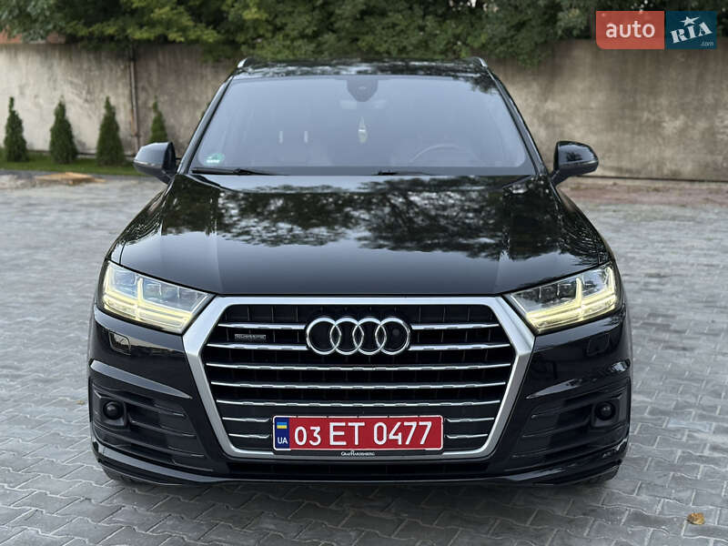 Внедорожник / Кроссовер Audi Q7 2016 в Ровно