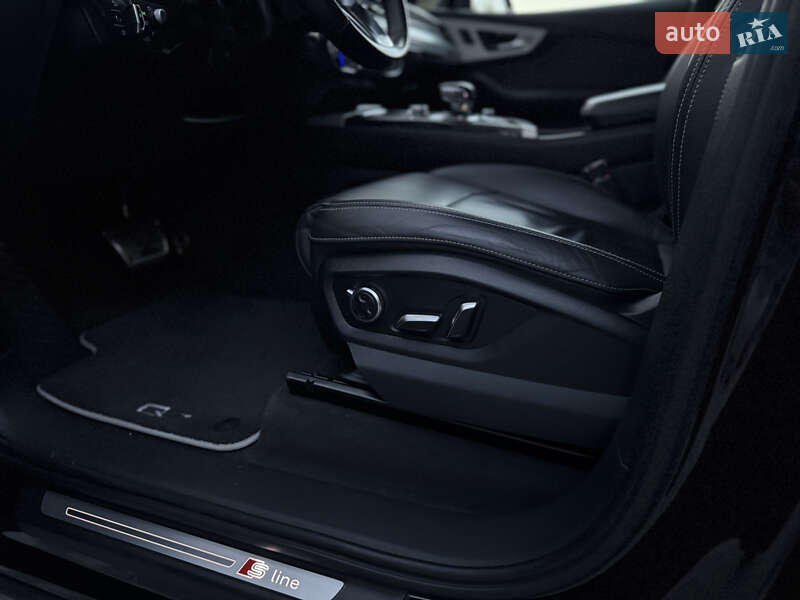 Внедорожник / Кроссовер Audi Q7 2016 в Ровно