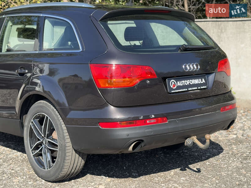 Позашляховик / Кросовер Audi Q7 2006 в Києві