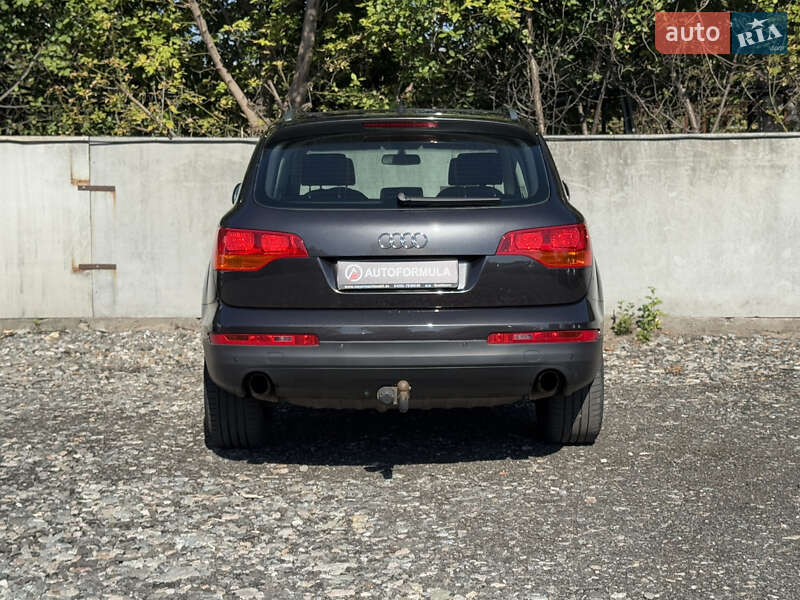 Позашляховик / Кросовер Audi Q7 2006 в Києві