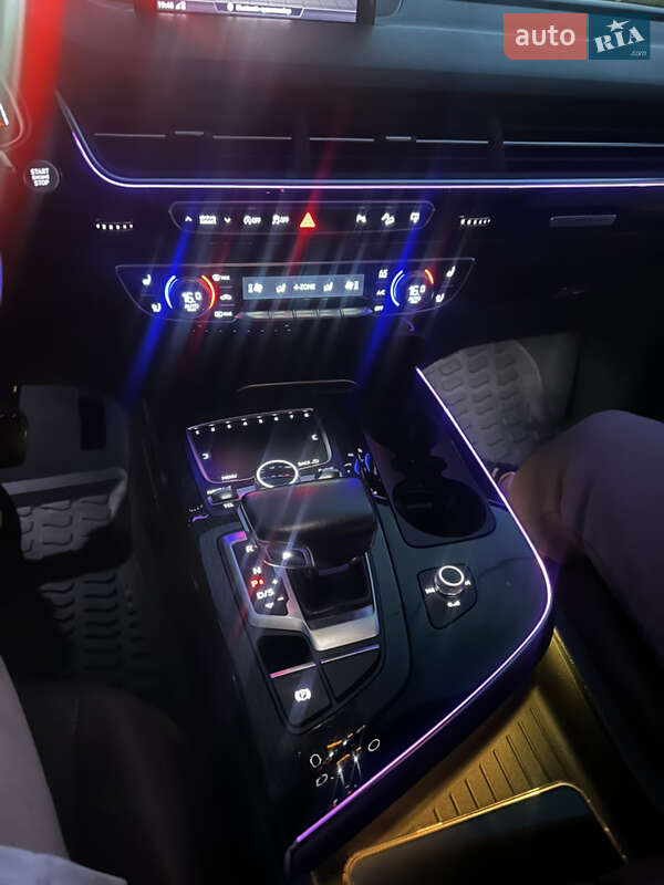 Внедорожник / Кроссовер Audi Q7 2016 в Полтаве фото 25 Внедорожник / Кроссовер Audi Q7 2016 в Полтаве