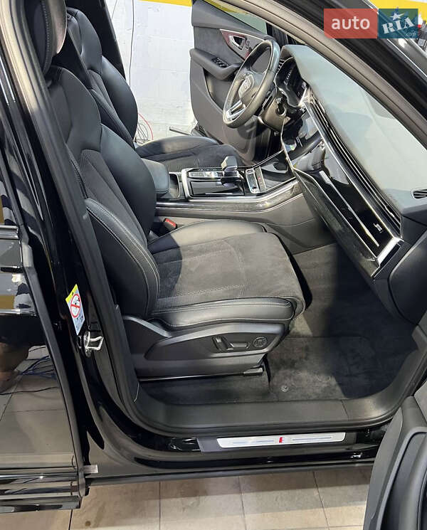 Внедорожник / Кроссовер Audi Q7 2021 в Одессе