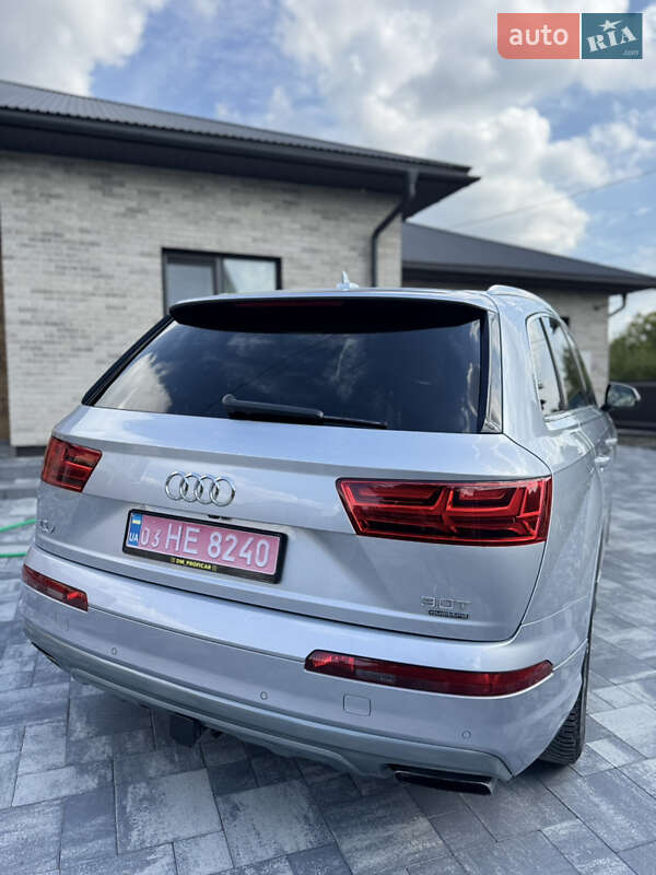 Внедорожник / Кроссовер Audi Q7 2016 в Тернополе