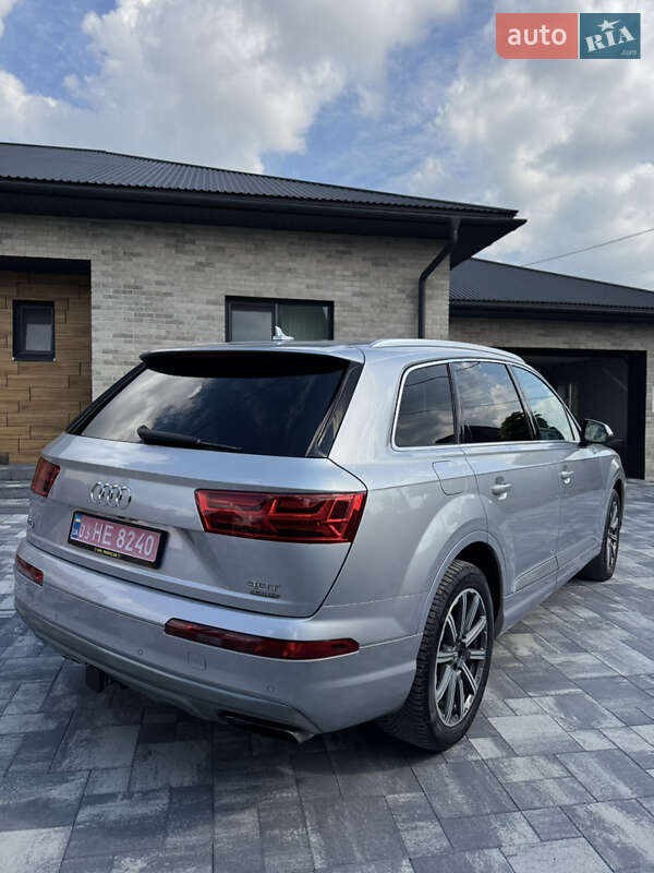 Внедорожник / Кроссовер Audi Q7 2016 в Тернополе