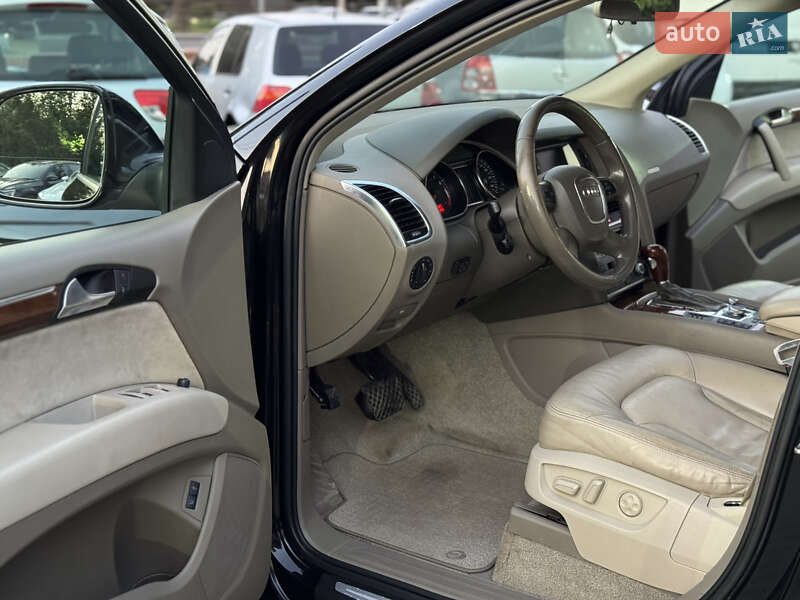 Позашляховик / Кросовер Audi Q7 2007 в Вінниці