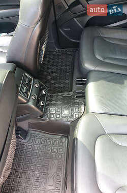 Позашляховик / Кросовер Audi Q7 2015 в 