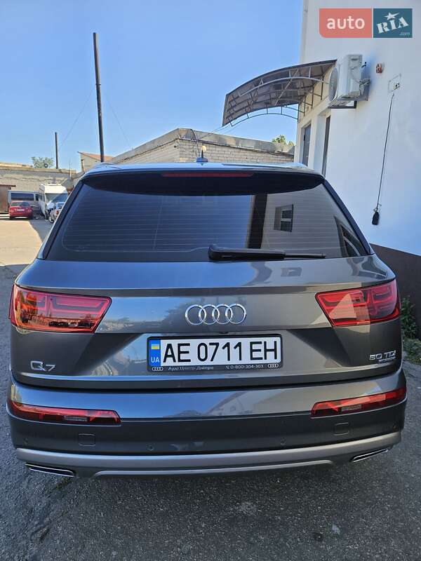 Внедорожник / Кроссовер Audi Q7 2018 в Днепре фото 4 Внедорожник / Кроссовер Audi Q7 2018 в Днепре