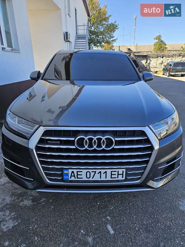 Внедорожник / Кроссовер Audi Q7 2018 в Днепре фото 7 Внедорожник / Кроссовер Audi Q7 2018 в Днепре