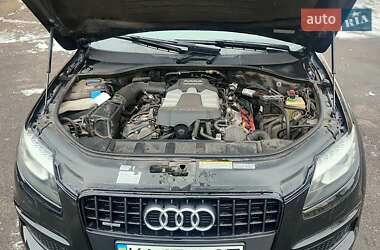 Внедорожник / Кроссовер Audi Q7 2013 в 