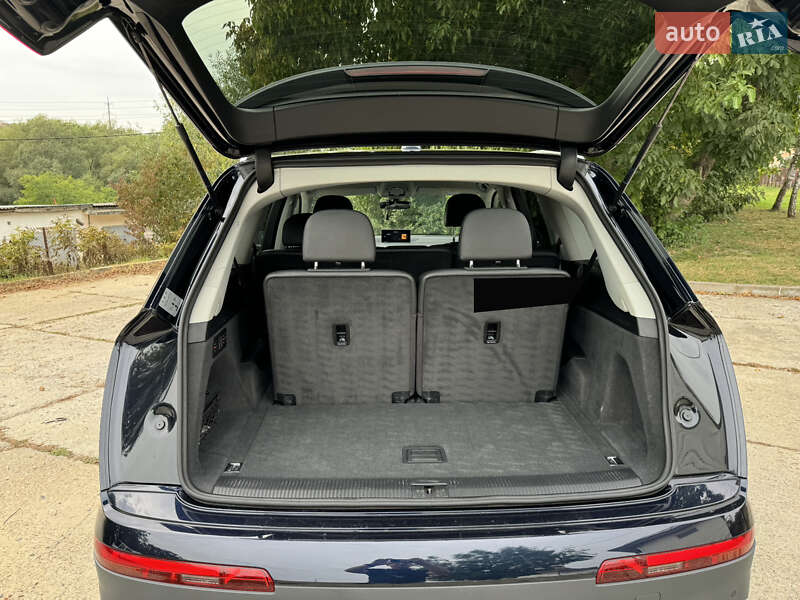 Внедорожник / Кроссовер Audi Q7 2016 в Черновцах фото 29 Внедорожник / Кроссовер Audi Q7 2016 в Черновцах