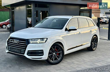 Внедорожник / Кроссовер Audi Q7 2015 в Ровно