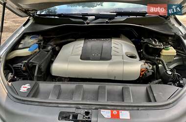 Внедорожник / Кроссовер Audi Q7 2006 в 