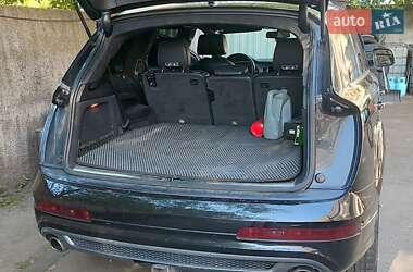 Внедорожник / Кроссовер Audi Q7 2013 в 