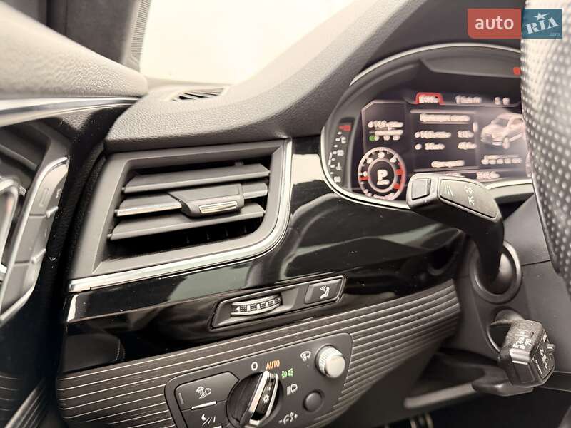 Позашляховик / Кросовер Audi Q7 2016 в Сиховому