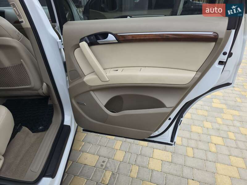 Позашляховик / Кросовер Audi Q7 2015 в Кодимі фото 13 Позашляховик / Кросовер Audi Q7 2015 в Кодимі