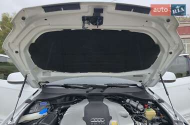 Внедорожник / Кроссовер Audi Q7 2015 в 