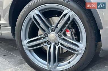 Позашляховик / Кросовер Audi Q7 2013 в 