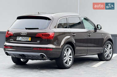 Позашляховик / Кросовер Audi Q7 2011 в 