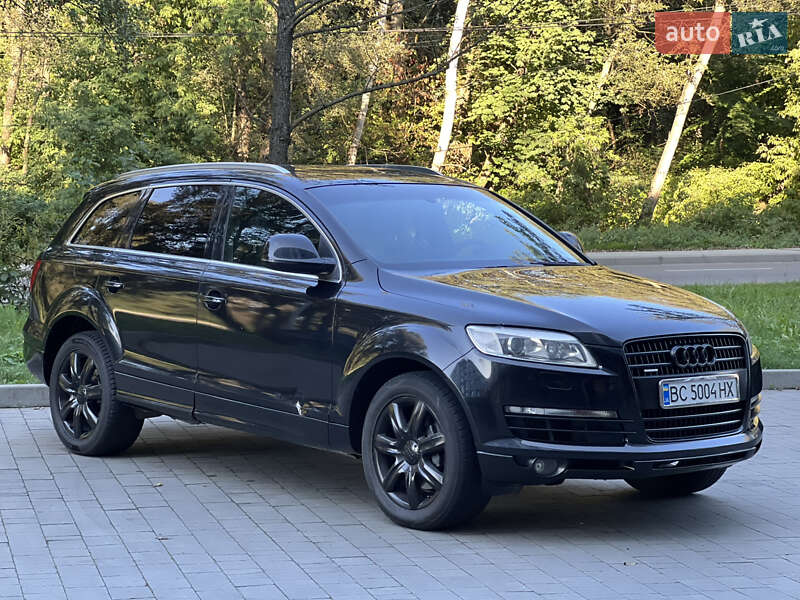 Внедорожник / Кроссовер Audi Q7 2006 в Новояворовске