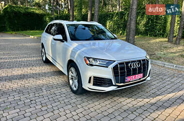 Внедорожник / Кроссовер Audi Q7 2020 в 